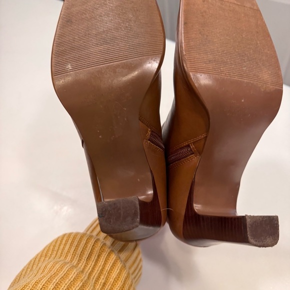 Bruno Valenti Square Toe Brown leather Ankle Boots Size 9 Made In Brazil - Picture 8 of 10